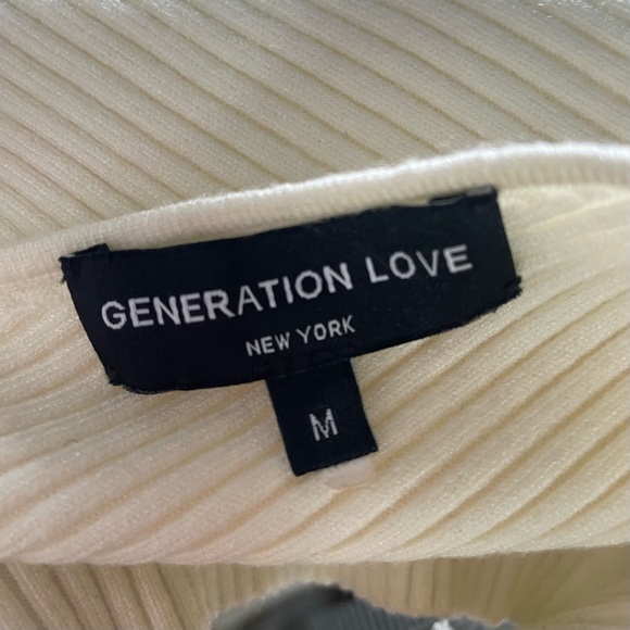 Generation Love White Ribbed Long Sleeve Open Back Gold Buttons Size Medium - Picture 4 of 8